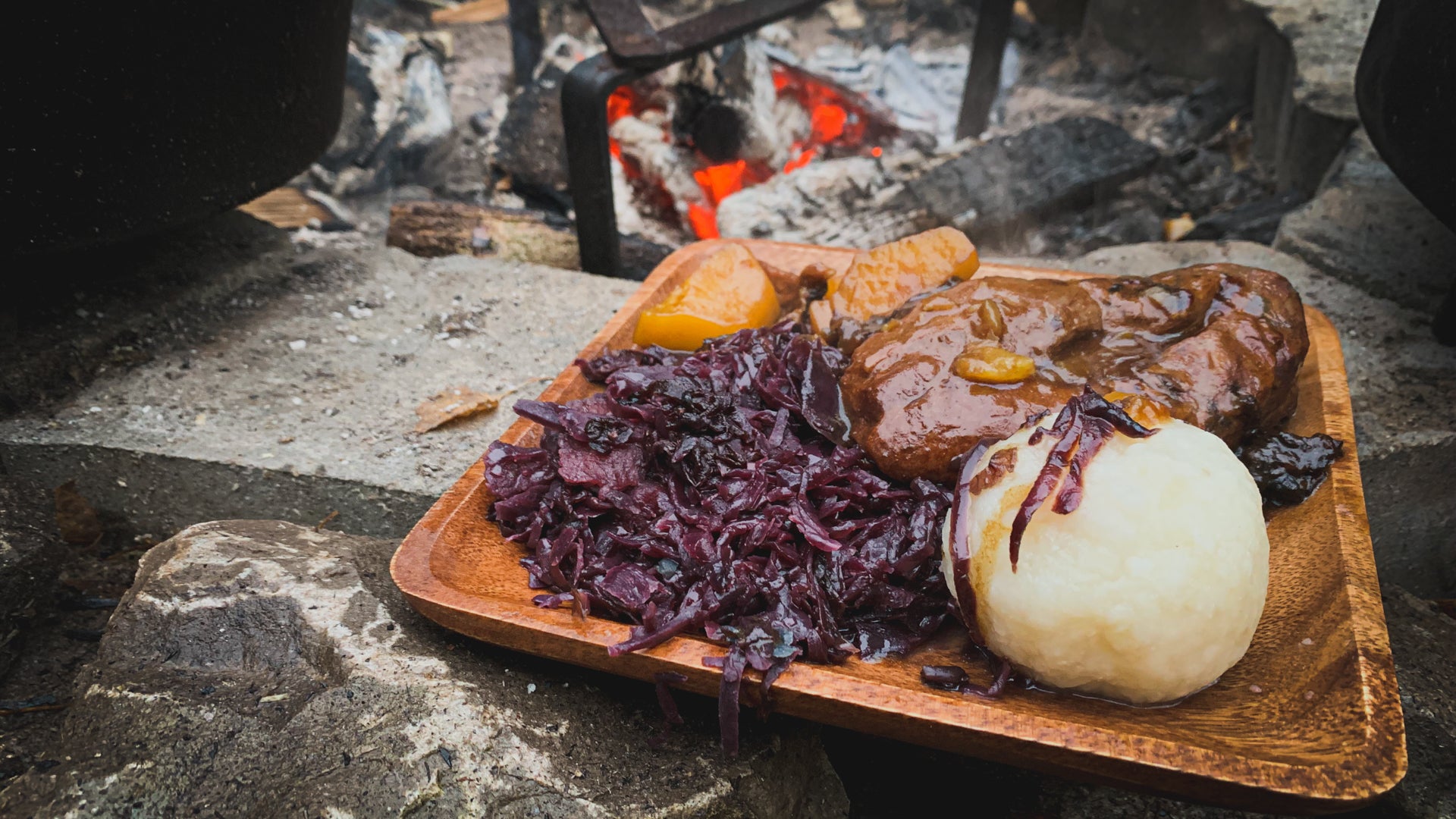 Ente aus dem Dutchoven